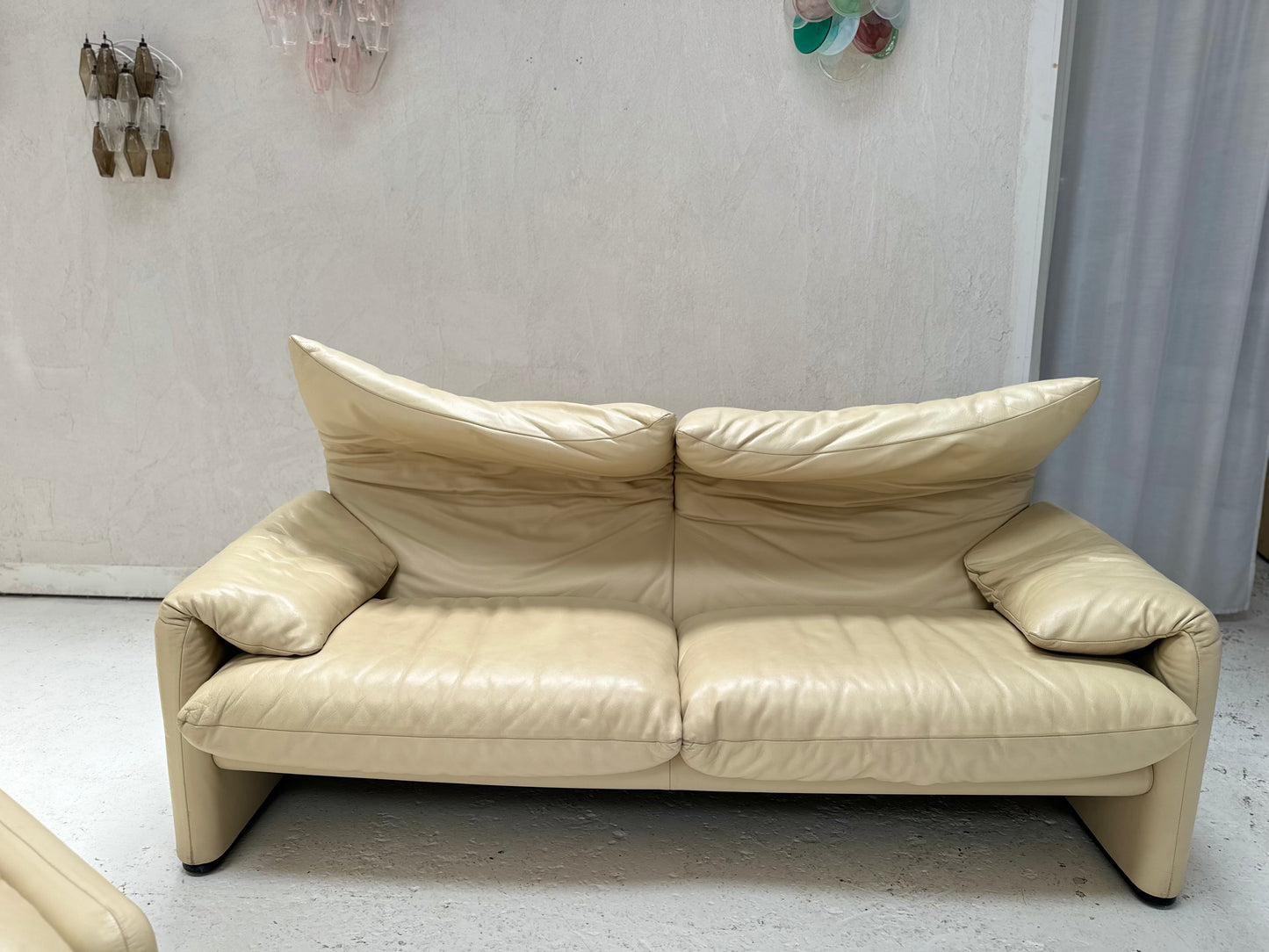 Cassina Maralunga Cream Leather Sofa by Vico Magistretti