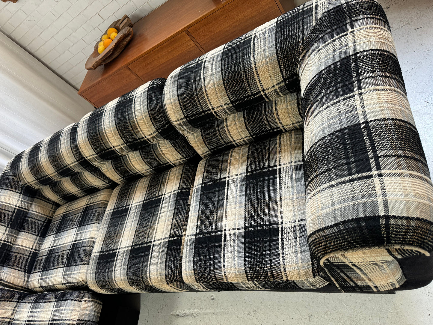 Vintage Check Vanderoza Sofa Set