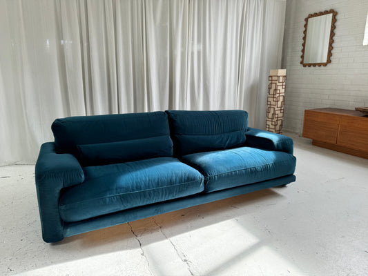 Midday Sofa by Giovanni Offredi for Sapporiti Italia