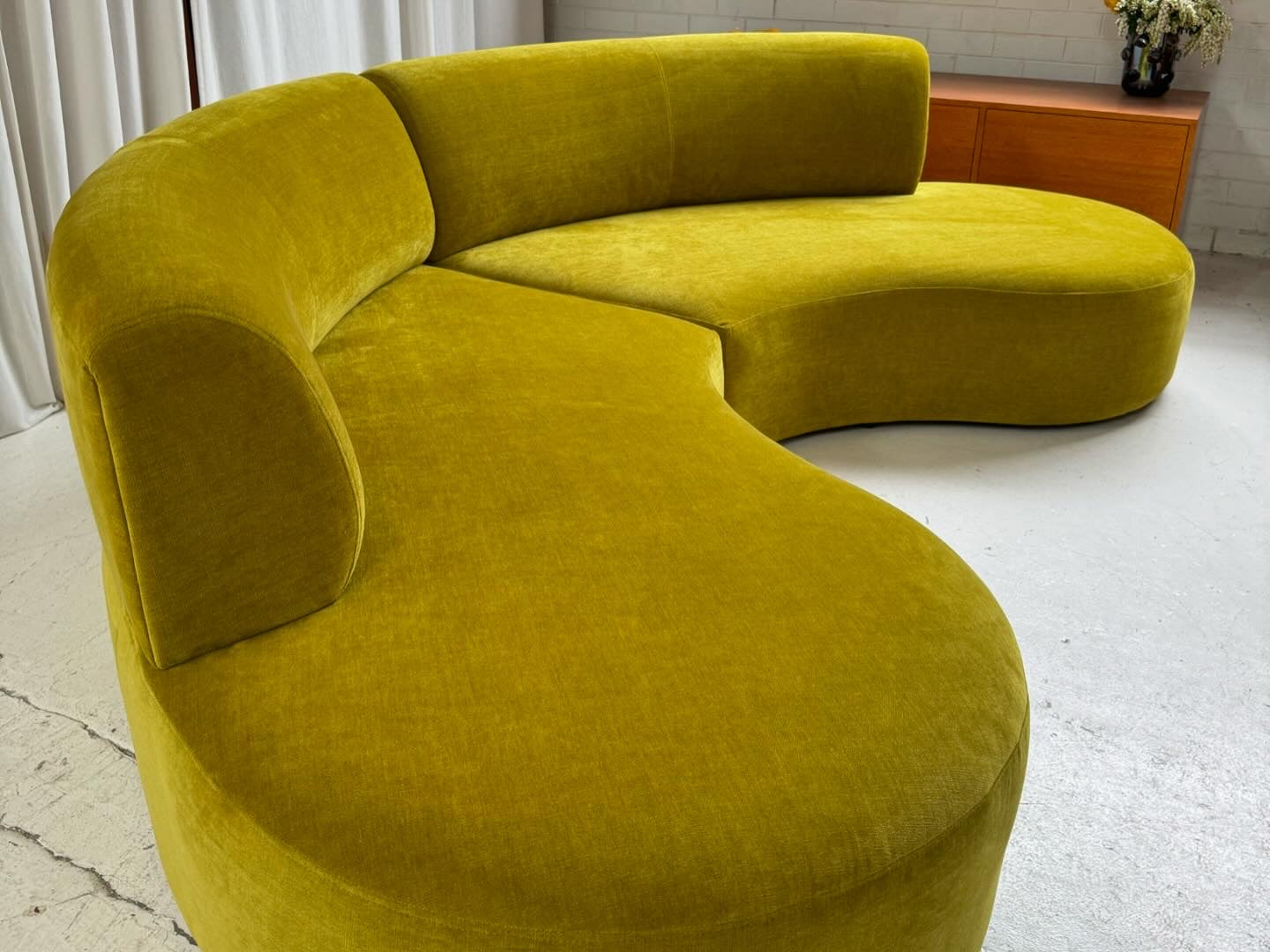 Large Chartruese Velvet Curvy Sofa Set