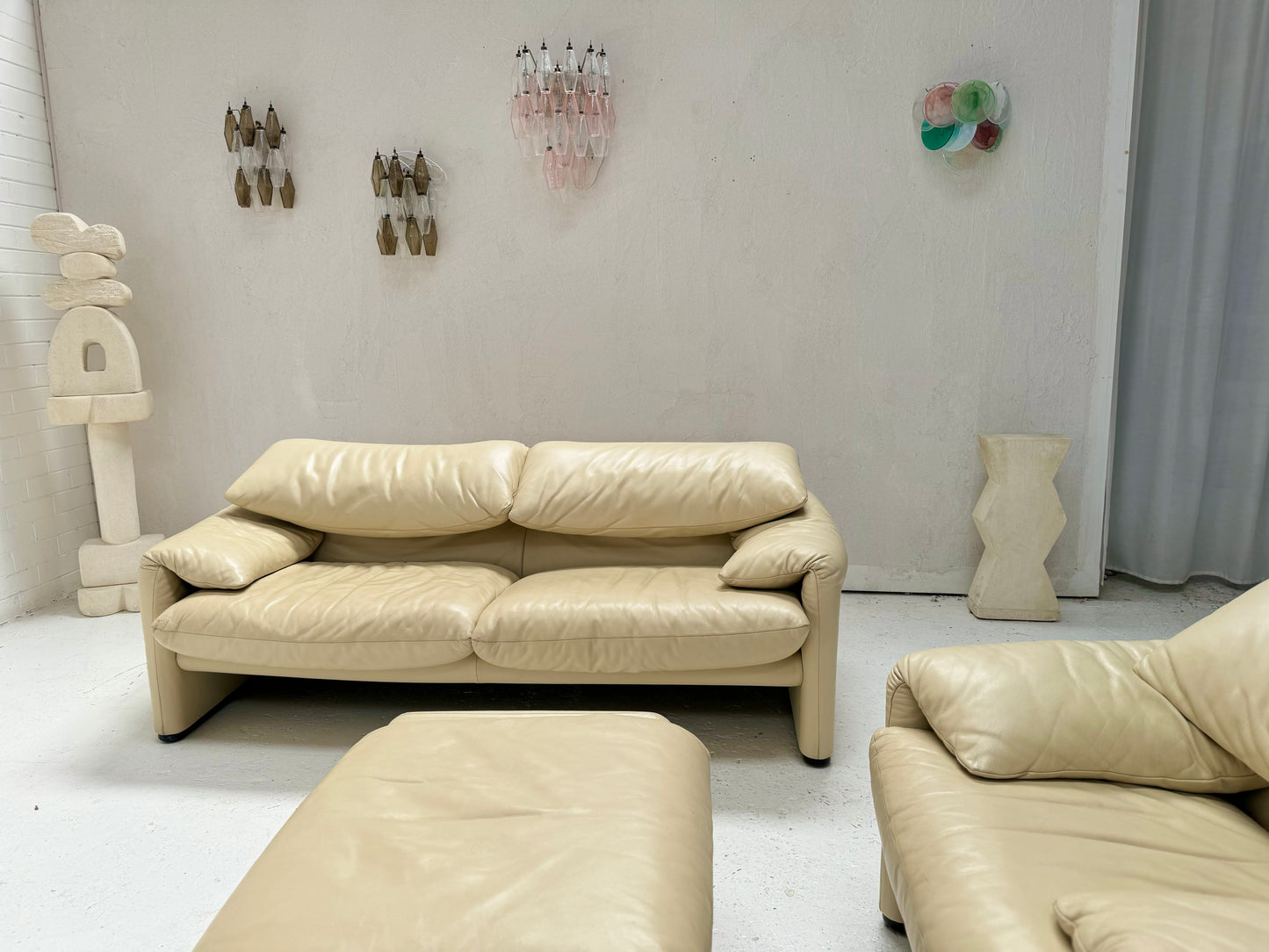 Cassina Maralunga Cream Leather Sofa by Vico Magistretti