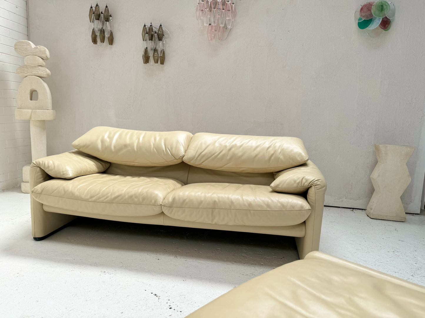 Cassina Maralunga Cream Leather Sofa by Vico Magistretti