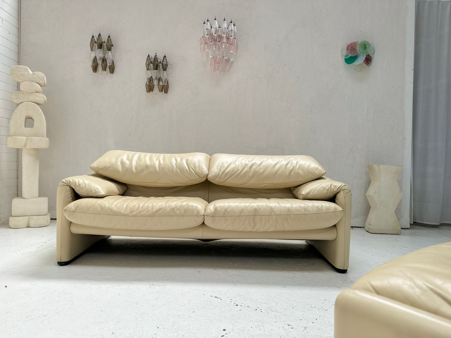 Cassina Maralunga Cream Leather Sofa by Vico Magistretti