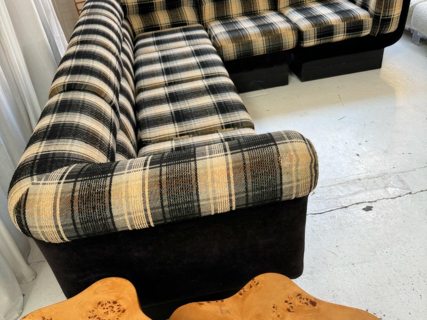 Vintage Check Vanderoza Sofa Set